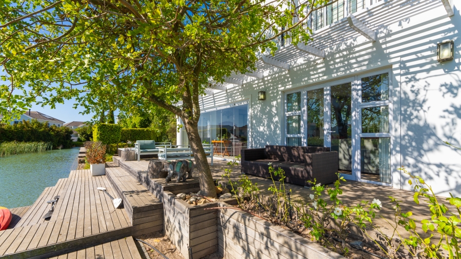 4 Bedroom Property for Sale in Val De Vie Estate Western Cape